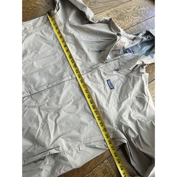 Patagonia Tan Performance Jacket - Picture 7 of 7